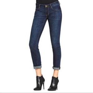 CAbi Tapered Leg Boyfriend Jeans Comet Wash Size 6 #917